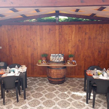 B&B L'Oasi Del Sole Уджано-ла-К'єза Екстер'єр фото